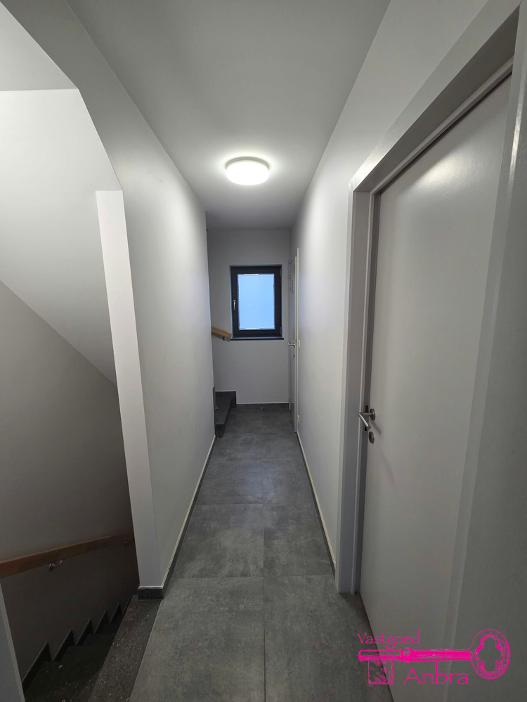 Apartment for rent in Oostrozebeke with 3 bedrooms - photo 5