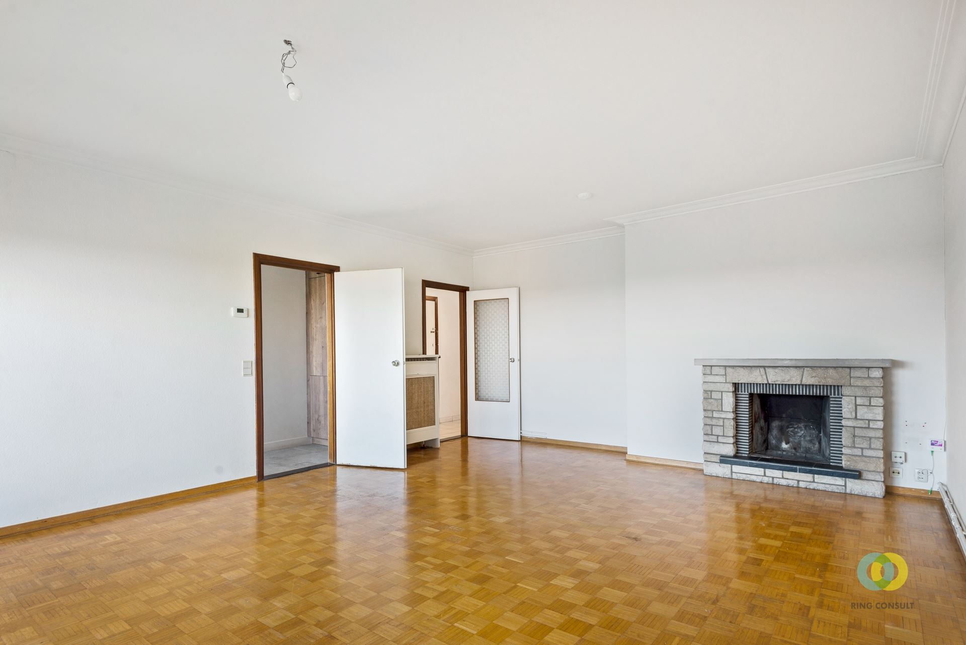 Appartement met 2 slaapkamers en bureau - foto 2