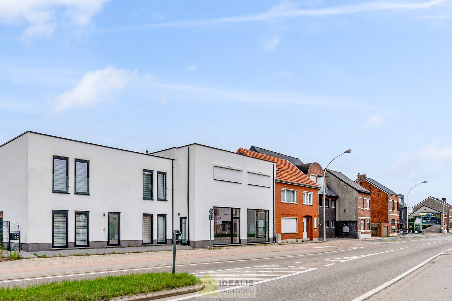 IDEALIS VASTGOED - HANDELSRUIMTE MET TAL VAN MOGELIJKHEDEN OP EEN TOPLOCATIE NABIJ HET CENTRUM VAN HEPPEN (LEOPOLDSBURG)! Dit handelspand van +- 90m² is gelegen langs de Diestersteenweg waardoor het een toplocatie is om handel te drijven met parkeergelege - foto 5