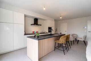 Ontdek het modelappartement in het nieuwbouwproject Camille gelegen aan de Statiestraat in het hart van Veurne, waar geschiedenis en...
