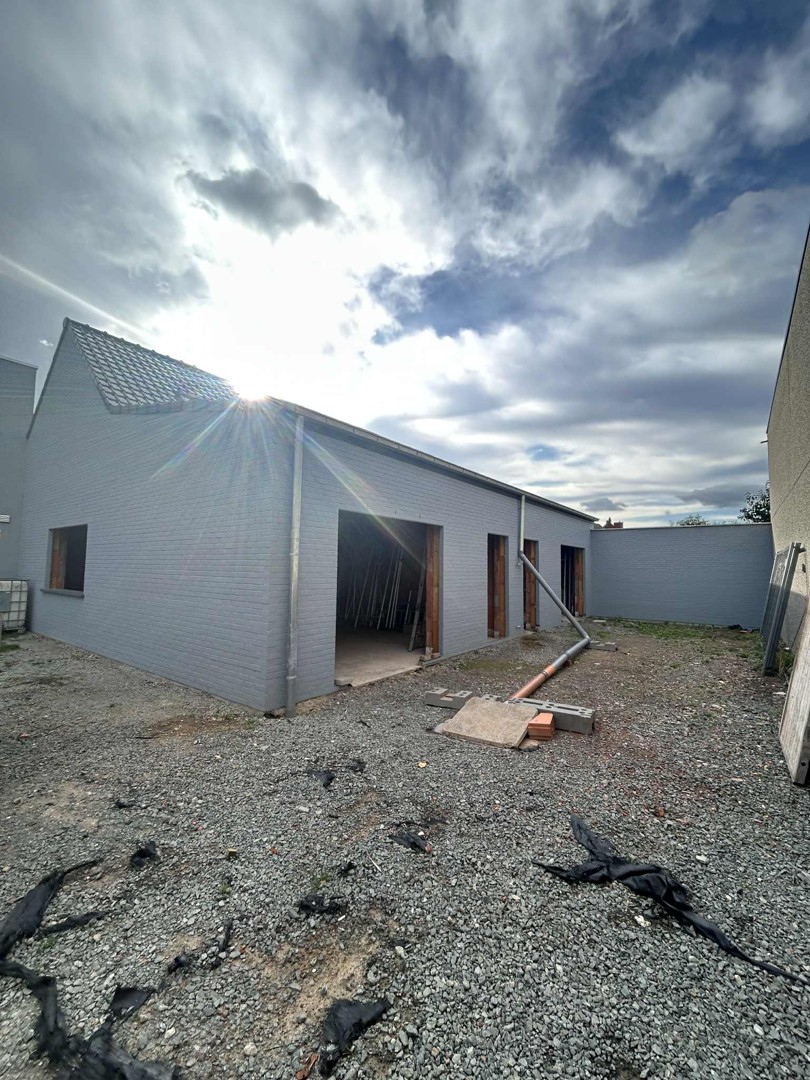 Grondige renovatiewoningen in Zottegem – ideaal als starterswoning of investering - foto 5