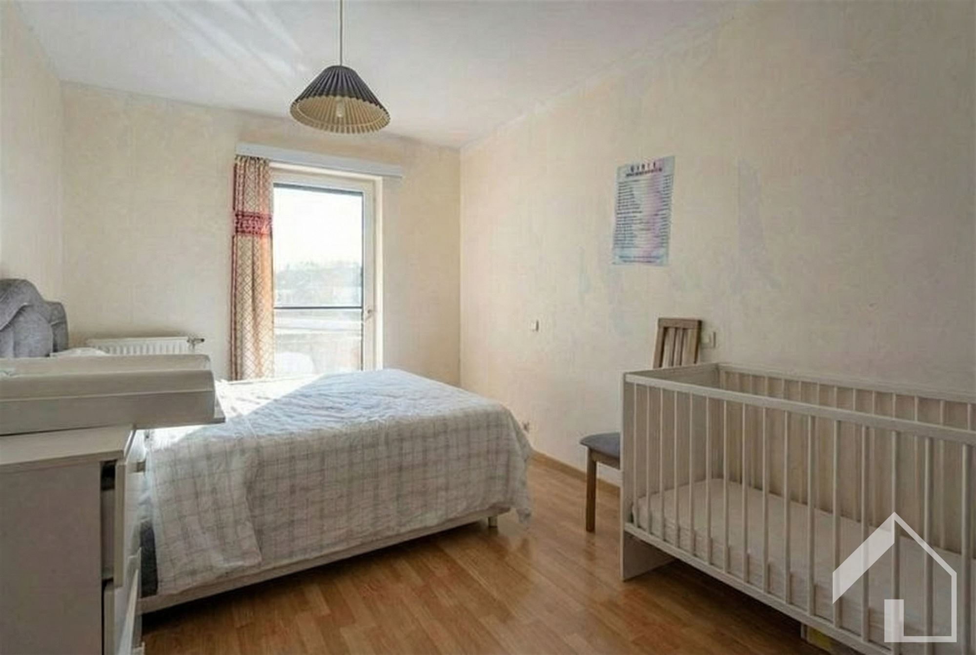 Appartement met 2 slaapkamers, terras, gemeenschappelijke tuin en lift. Optioneel Garagebox - foto 5