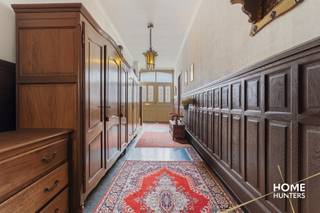 Op zoek naar een woning met ruimte, charme en eindeloos potentieel? Deze te renoveren eigendom in een gegeerde buurt van Ieper biedt het allemaal.Bij...