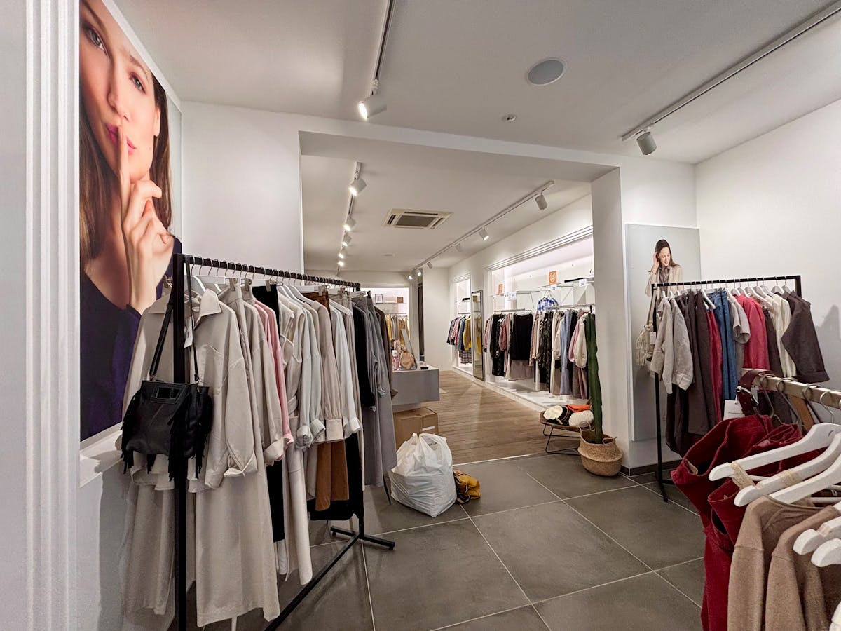 Handelspand met vitrine te huur in het centrum van Hasselt - foto 5