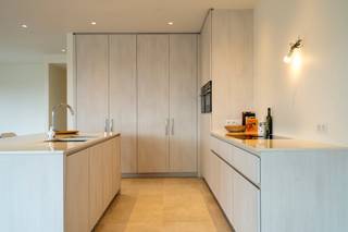 Blanc de Lys is een kleinschalige residentie dat bestaat uit 12 appartementen. Het gelijkvloers appartement heeft volgende indeling: - inkomhal...