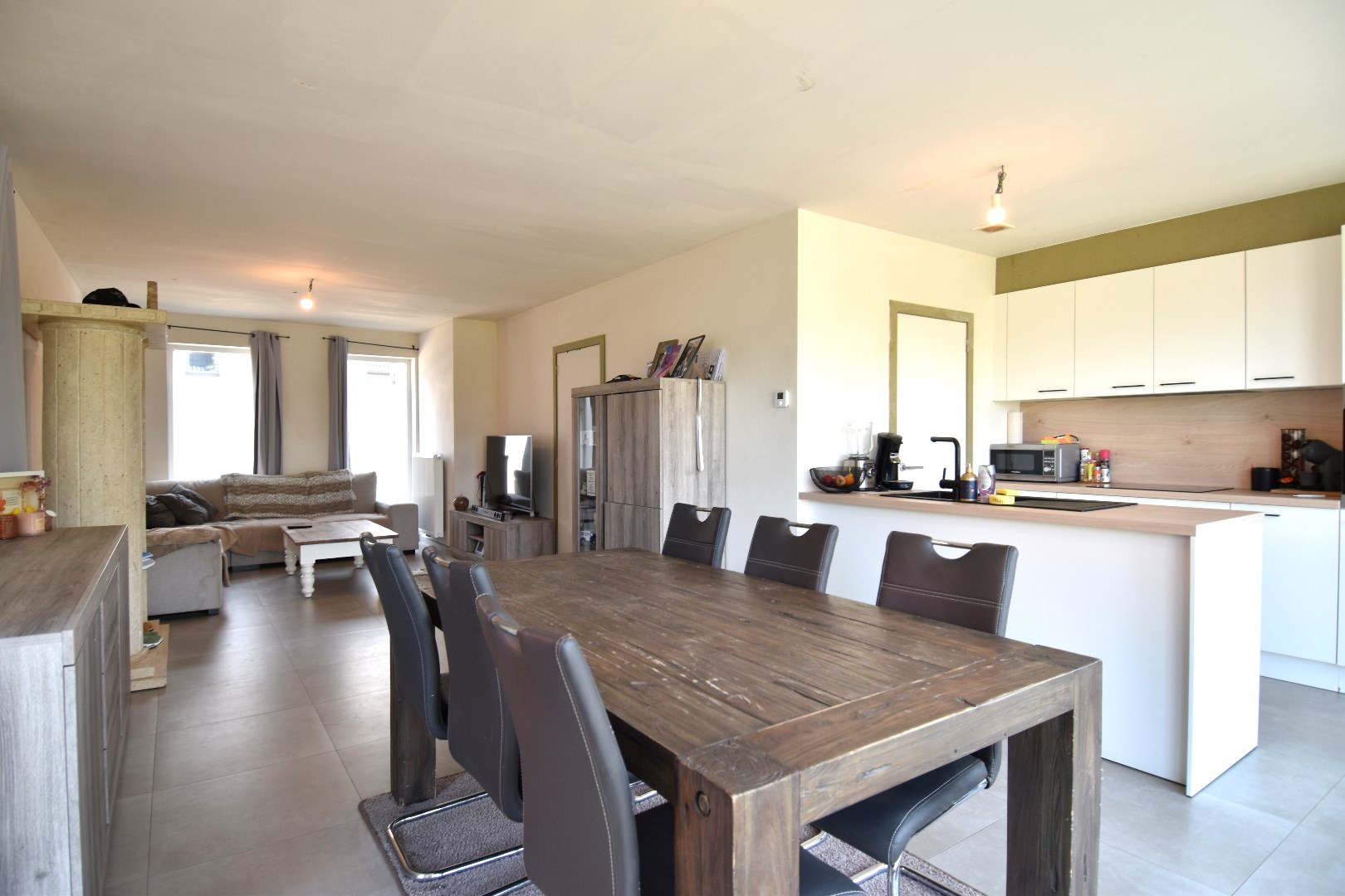 Nieuwbouwwoning met 3 slaapkamers en carport gelegen in een kindvriendelijke wijk te Heule - foto 4