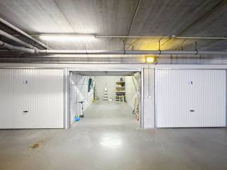 Afgesloten garagebox (-1) te huur in Nieuwpoort-Bad. De garagebox is gelegen in de residentie Morgenzon, Franslaan 121 en is voorzien van...
