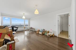 Situé au 17ᵉ étage, cet agréable appartement bien agencé offre une vue imprenable sur Louvain.Grâce à sa situation en hauteur, vous profitez d’un...