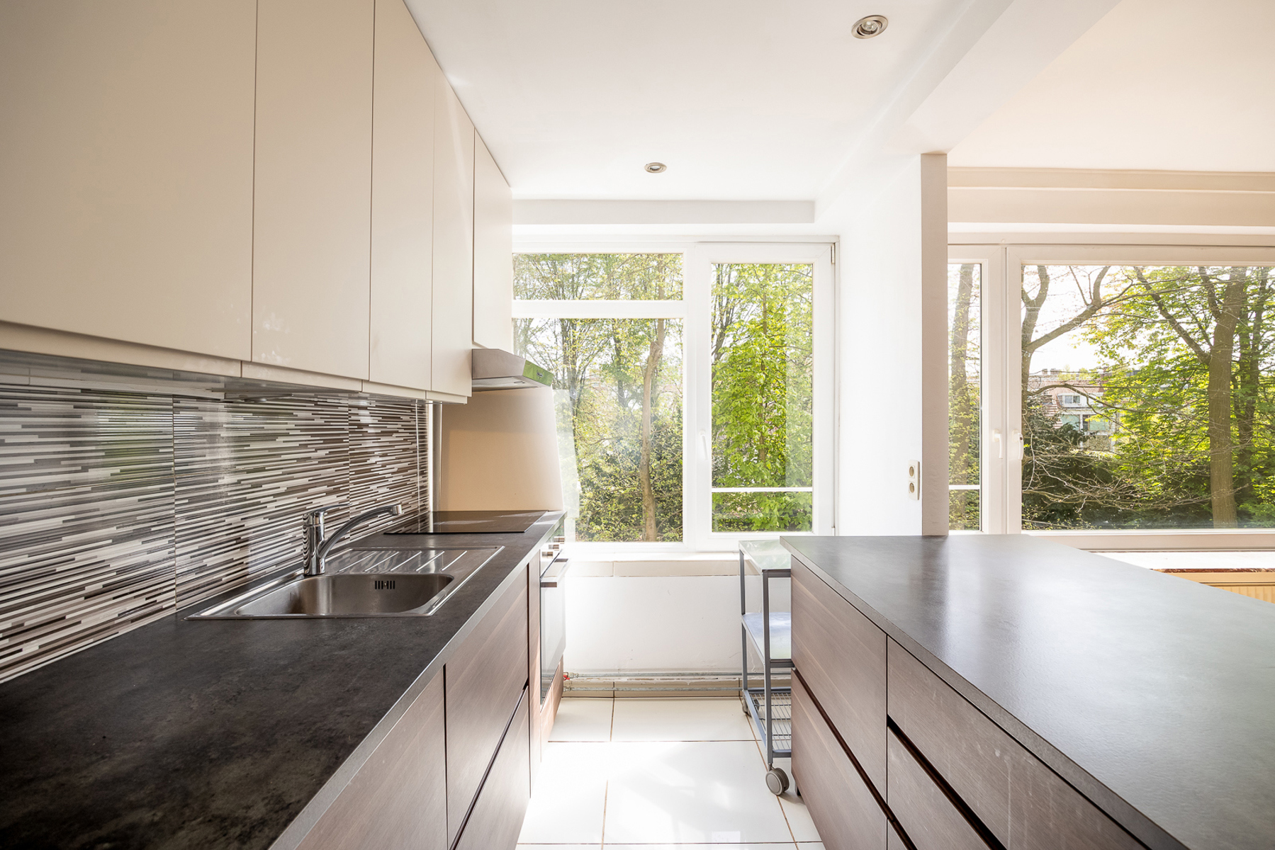 Wonen in de gegeerde Pulhofwijk - 2 slaapkamer en terras - foto 3