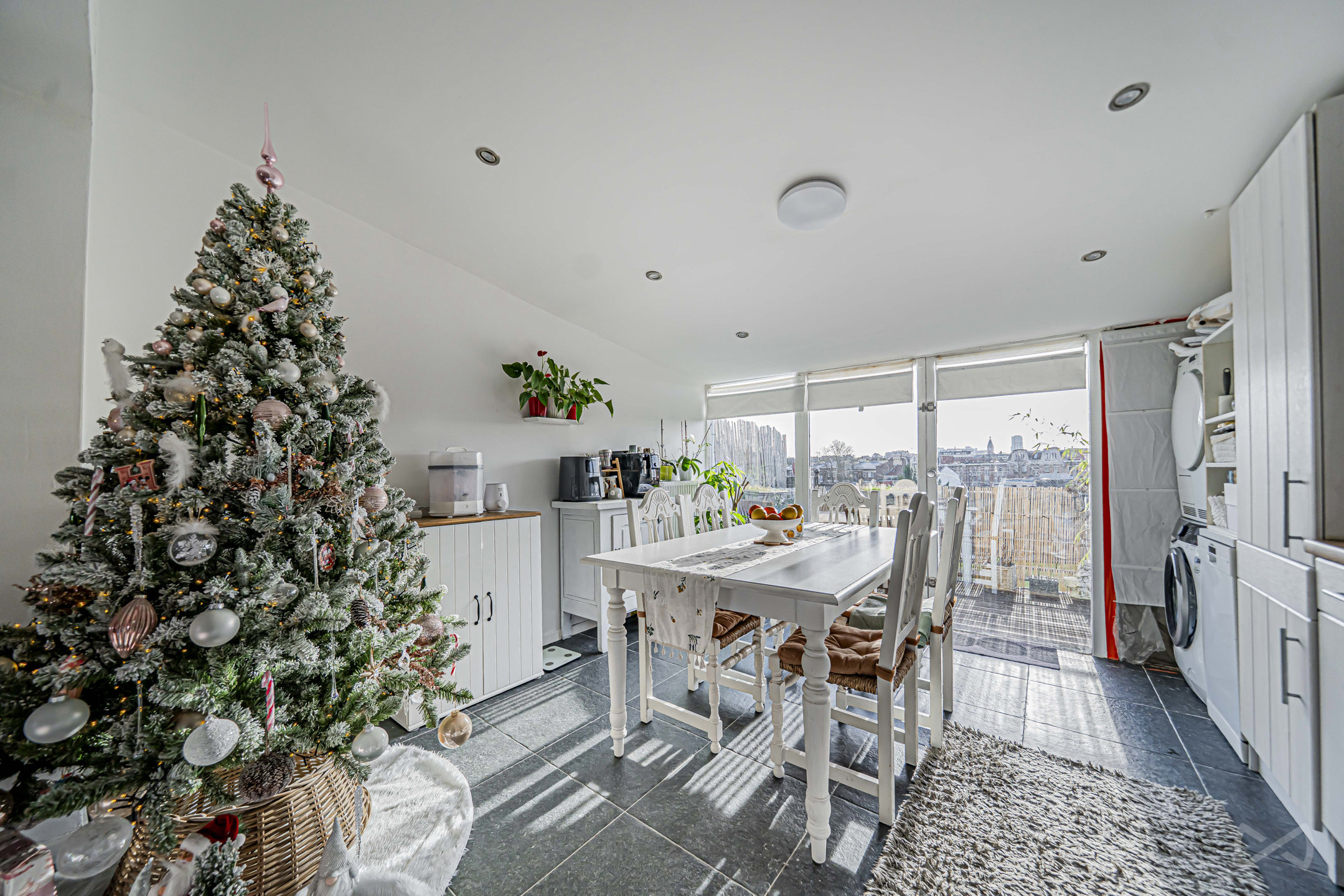 Duplex met 2 slaapkamers van 100m² + kantoor + terras - foto 5