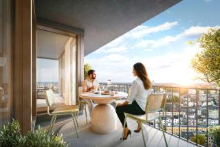 Licht hoekappartement met terras nabij Gent-Sint-Pieters<br /><br />Ontdek dit energiezuinige nieuwbouwappartement in project Sint-Pieterspoort, op een toplocatie vlak bij het station Gent-Sint-Pieters. Het appartement beschikt over een ruime slaapkamer, veel lichtinval, een volledig uitgeruste keuken en badkamer, en een riant terras. Extra troef: een fietsenlift en private fietsenberging op je eigen verdieping.<br /><br />Gelegen in een duurzame stadsontwikkeling met vlotte verbinding naar de Blaarmeersen, het centrum van Gent en alle voorzieningen. Ideaal voor wie comfortabel en centraal wil wonen.<br /><br />Meer info: https://shorturl.at/w98o7