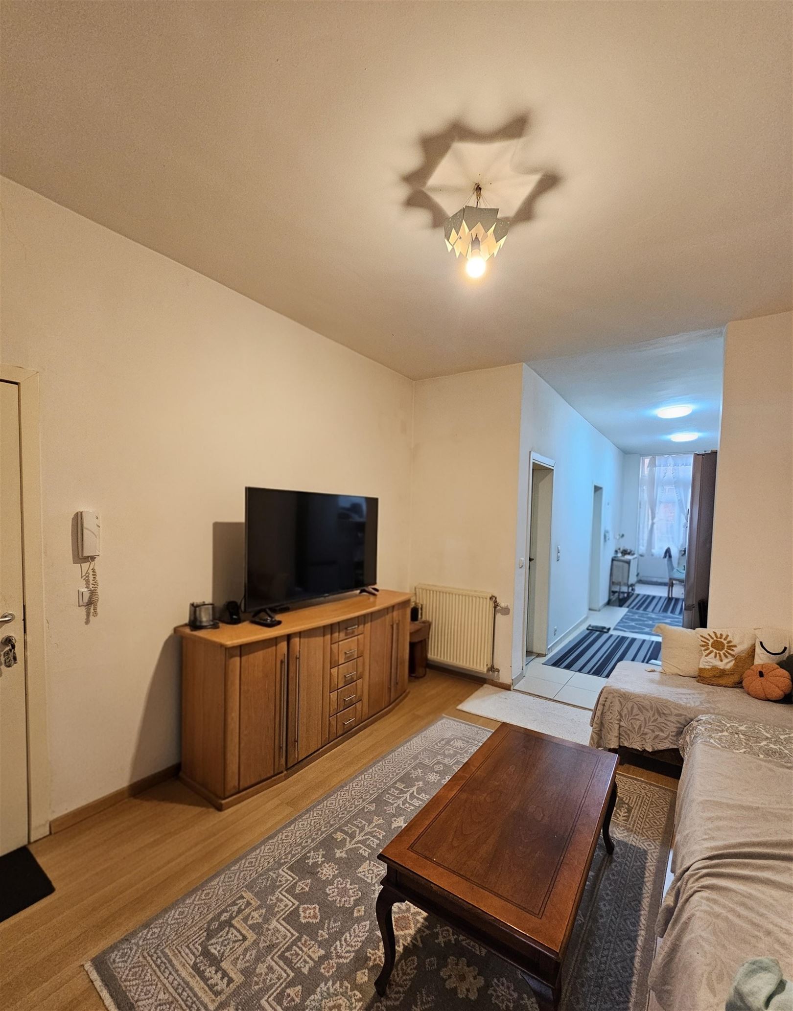 Woning ingedeeld in 3 appartementen - foto 2