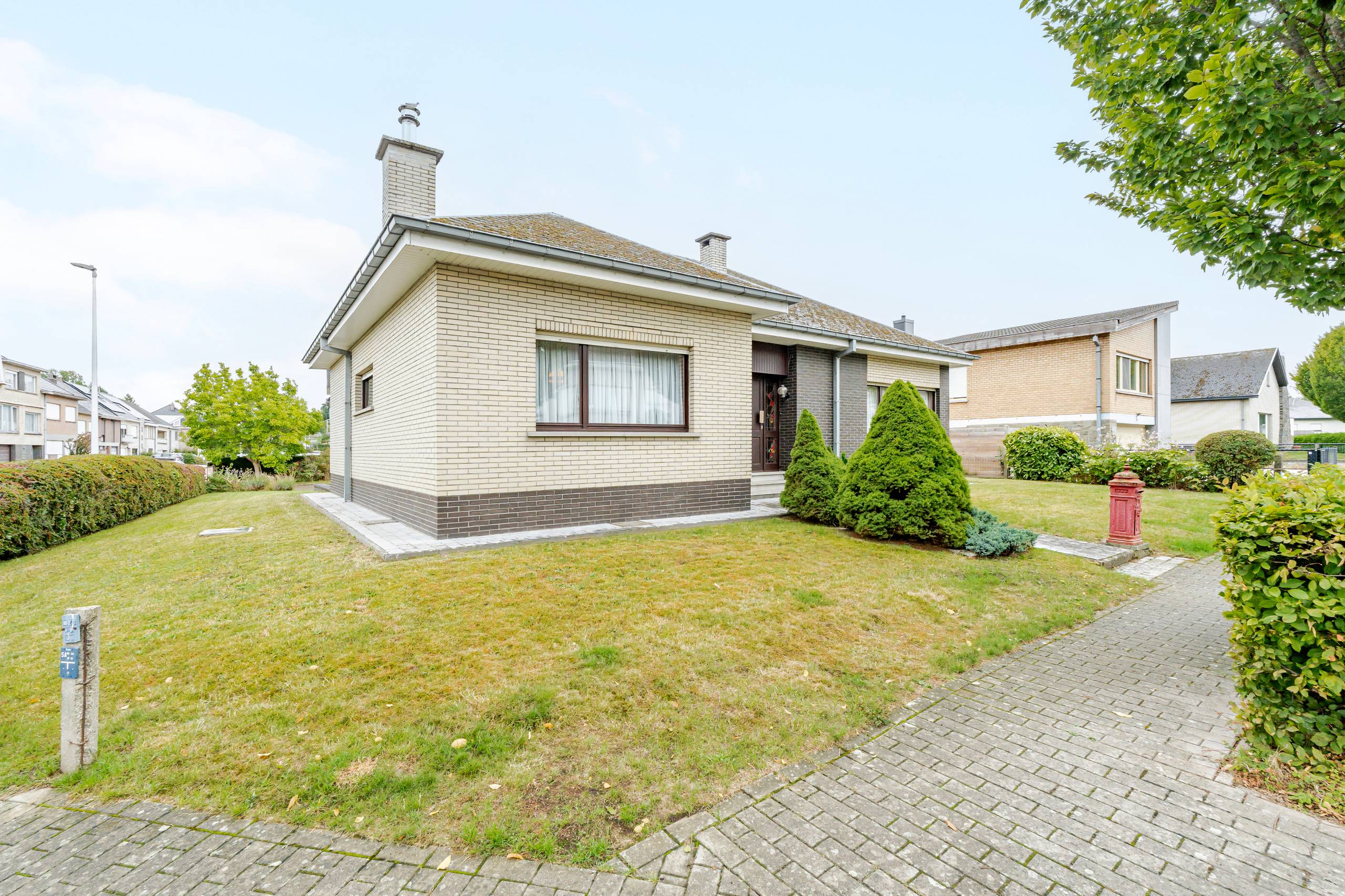 Ruime gelijkvloerse woning met grote tuin! - foto 2