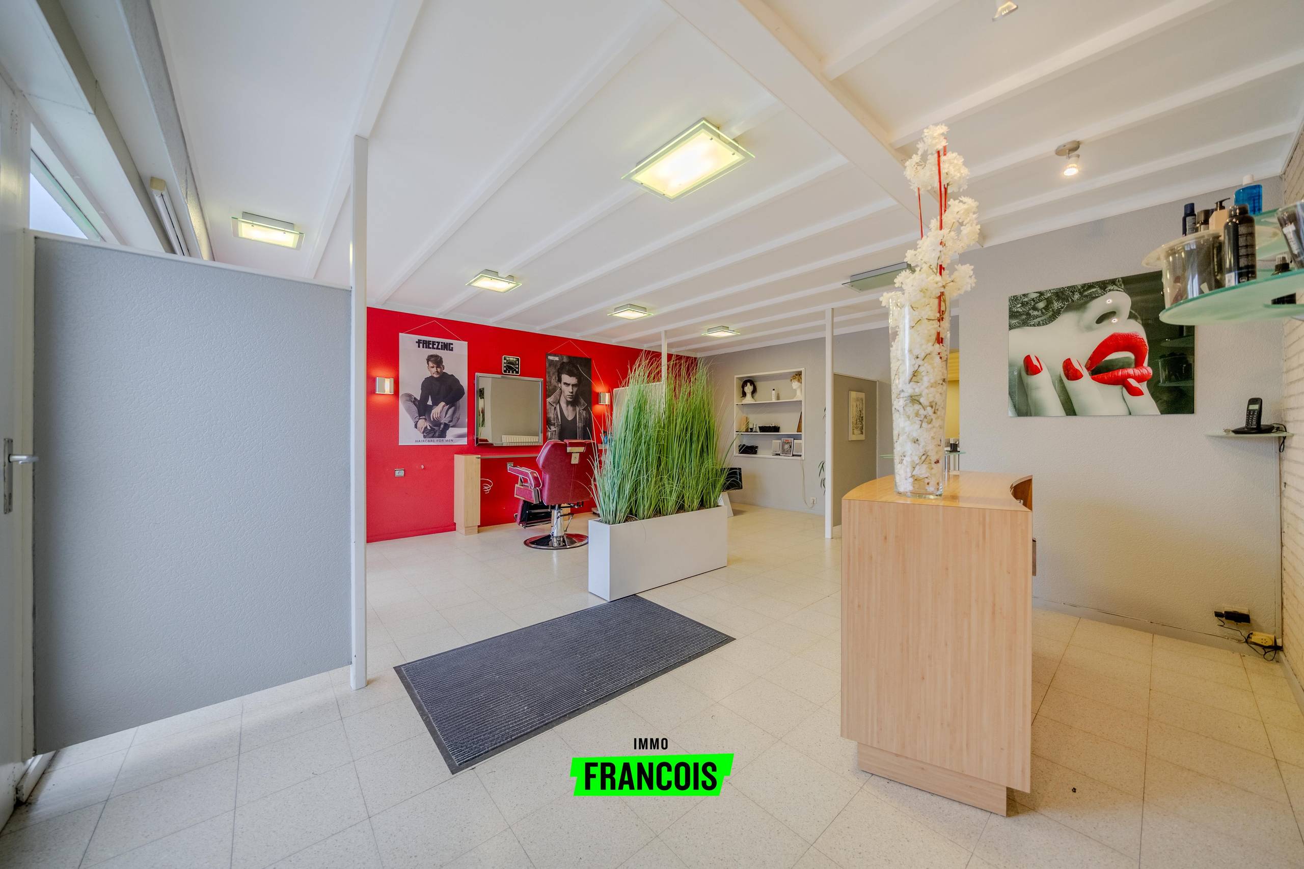 Commercieel handelsgelijkvloers te koop in centrum van Diksmuide - foto 3