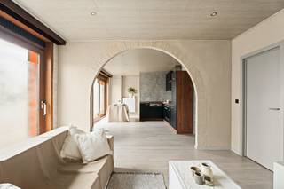 Op zoek naar de ideale combinatie van rust, comfort en een toplocatie? Dit instapklare appartement aan de Donklaan 116 in Berlare biedt u het...