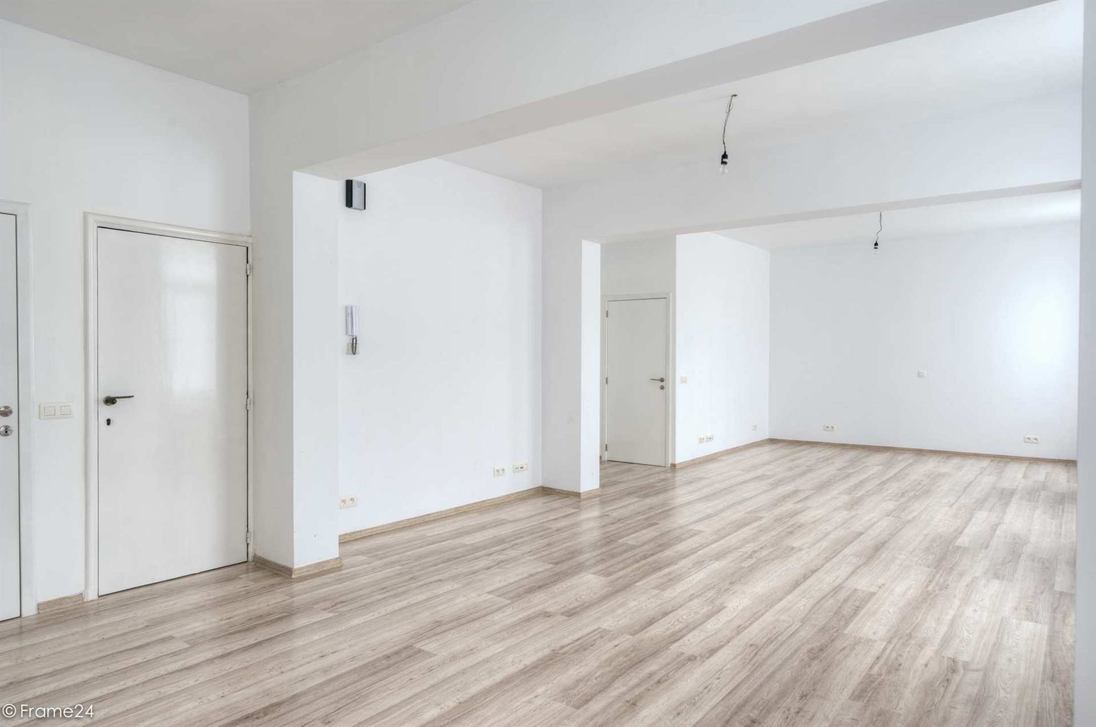 Ruim appartement/studio in een gerenoveerd herenhuis! - foto 2