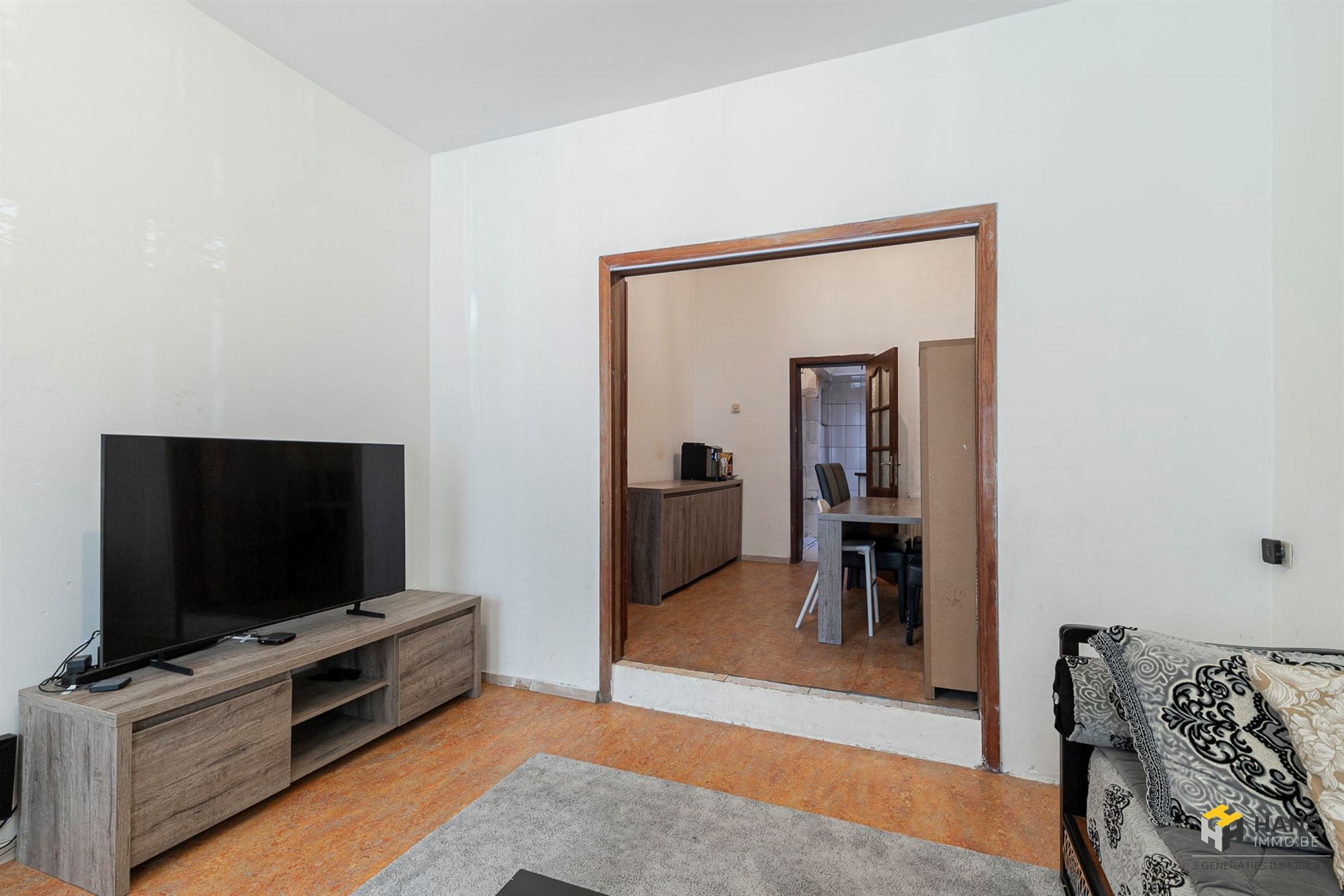 Opbrengsteigendom (211 m²), mogelijks in te richten als 4 wooneenheden - foto 3