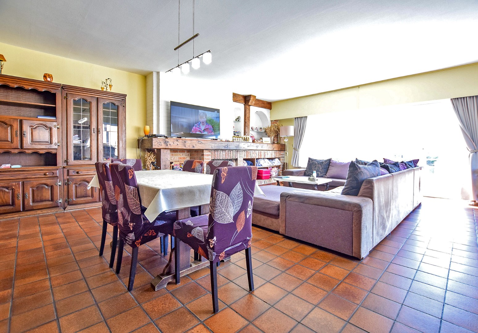 Ruime koppelvilla met 4 slaapkamers en dubbele garage te koksijde-Bad op amper 700m van het strand. - foto 5