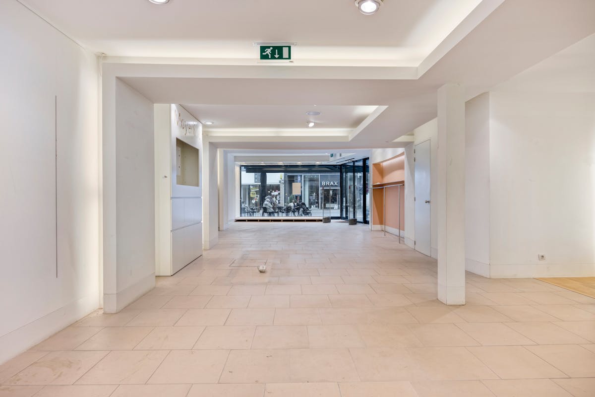 commercial house for sale in the center of Herentals - photo 5