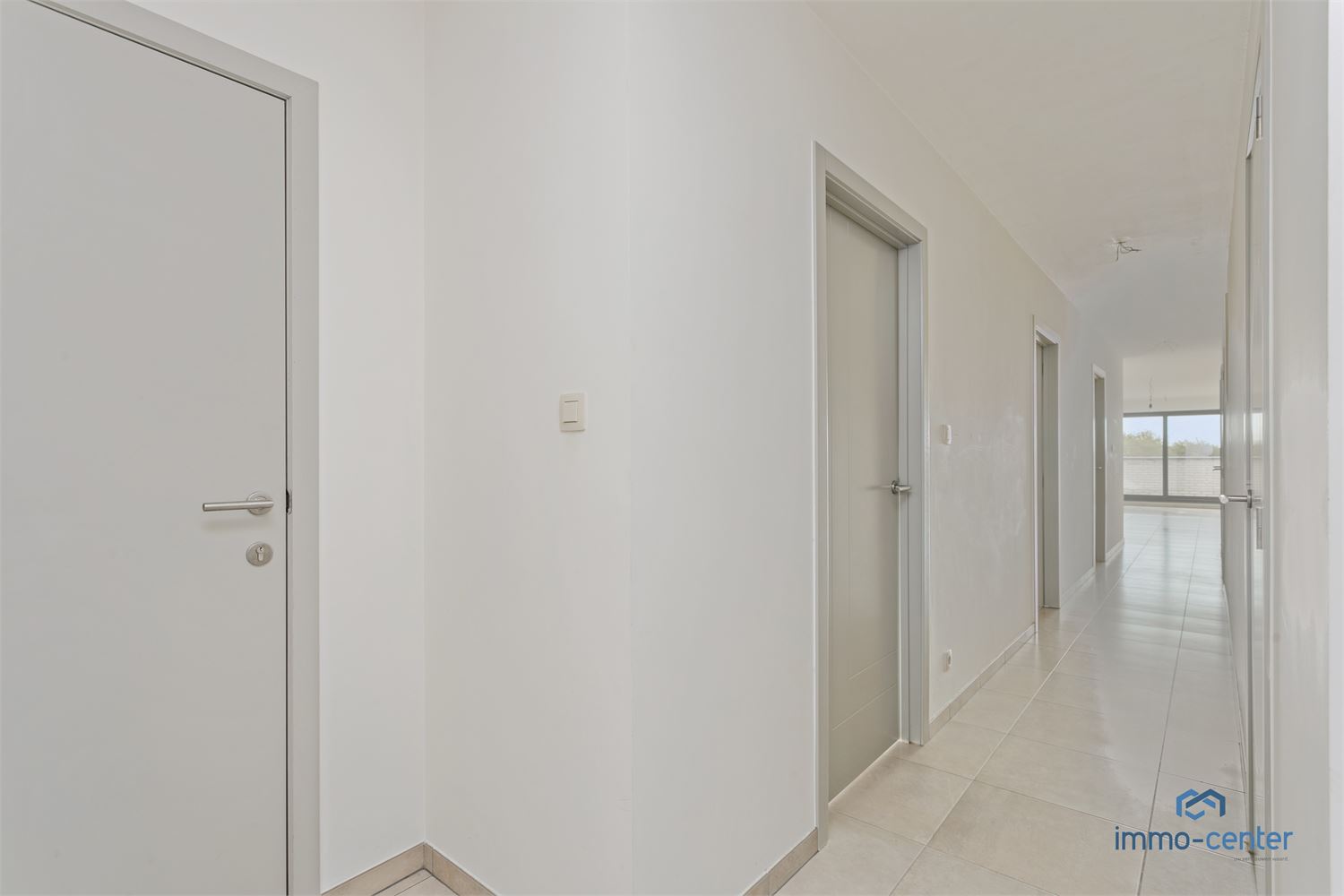 Appartement à louer à Genk avec 2 chambres - photo 4