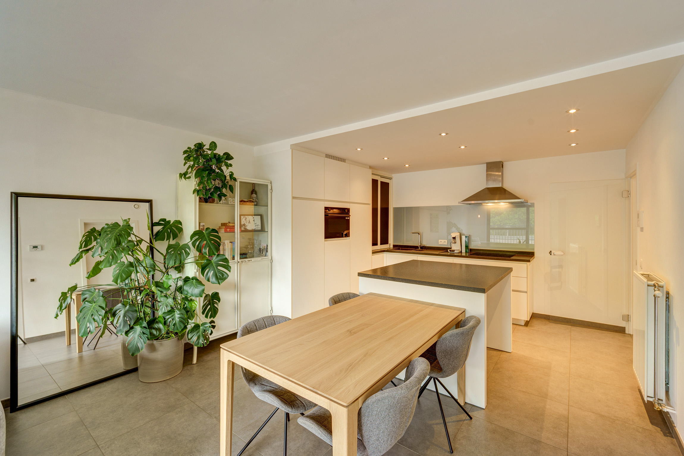Stijlvol appartement met terras en 2 slpk in Mol-Achterbos - foto 2