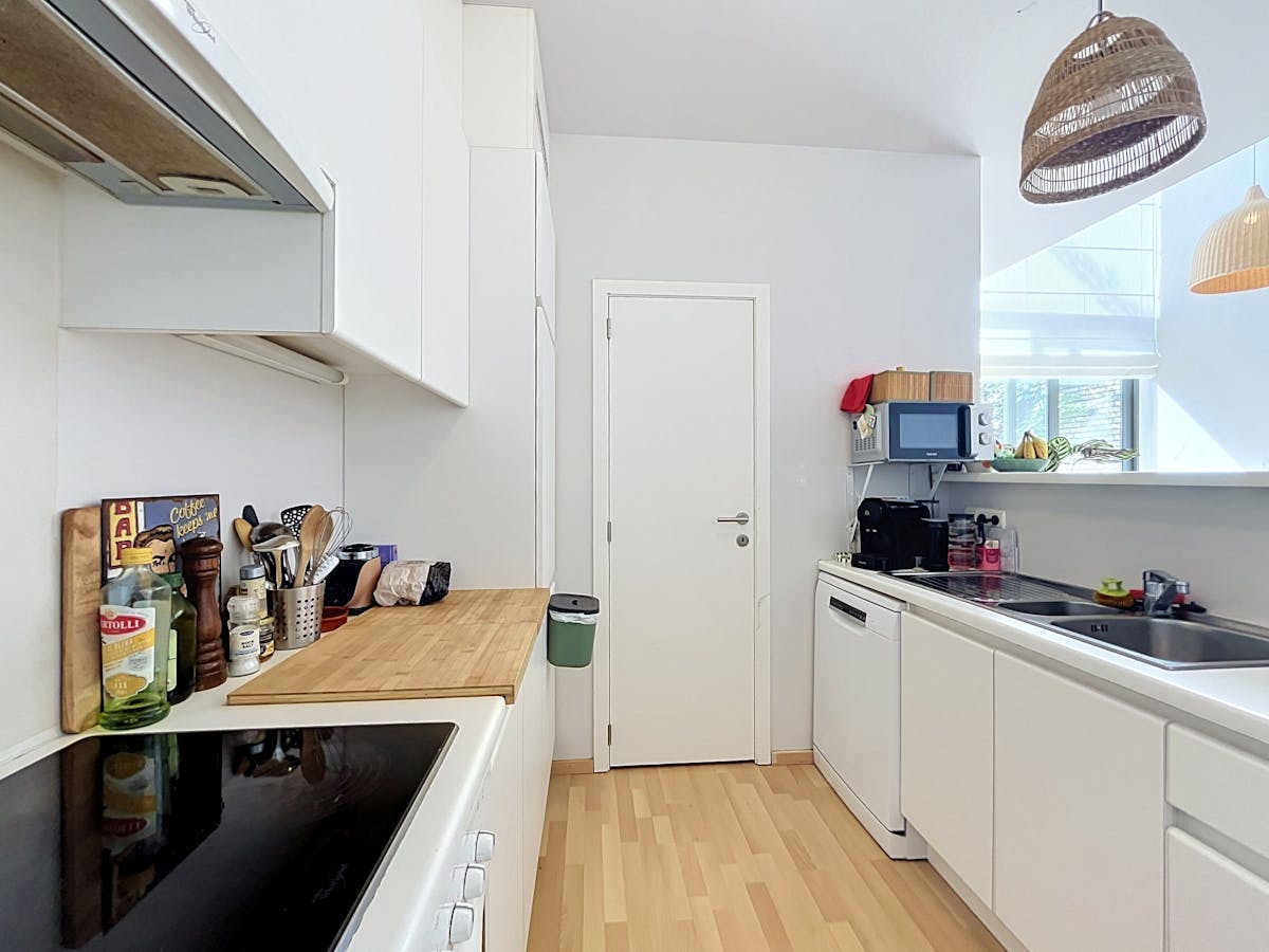 Prachtige tweeslaapkamerwoning nabij het Koningin Astridpark - foto 4