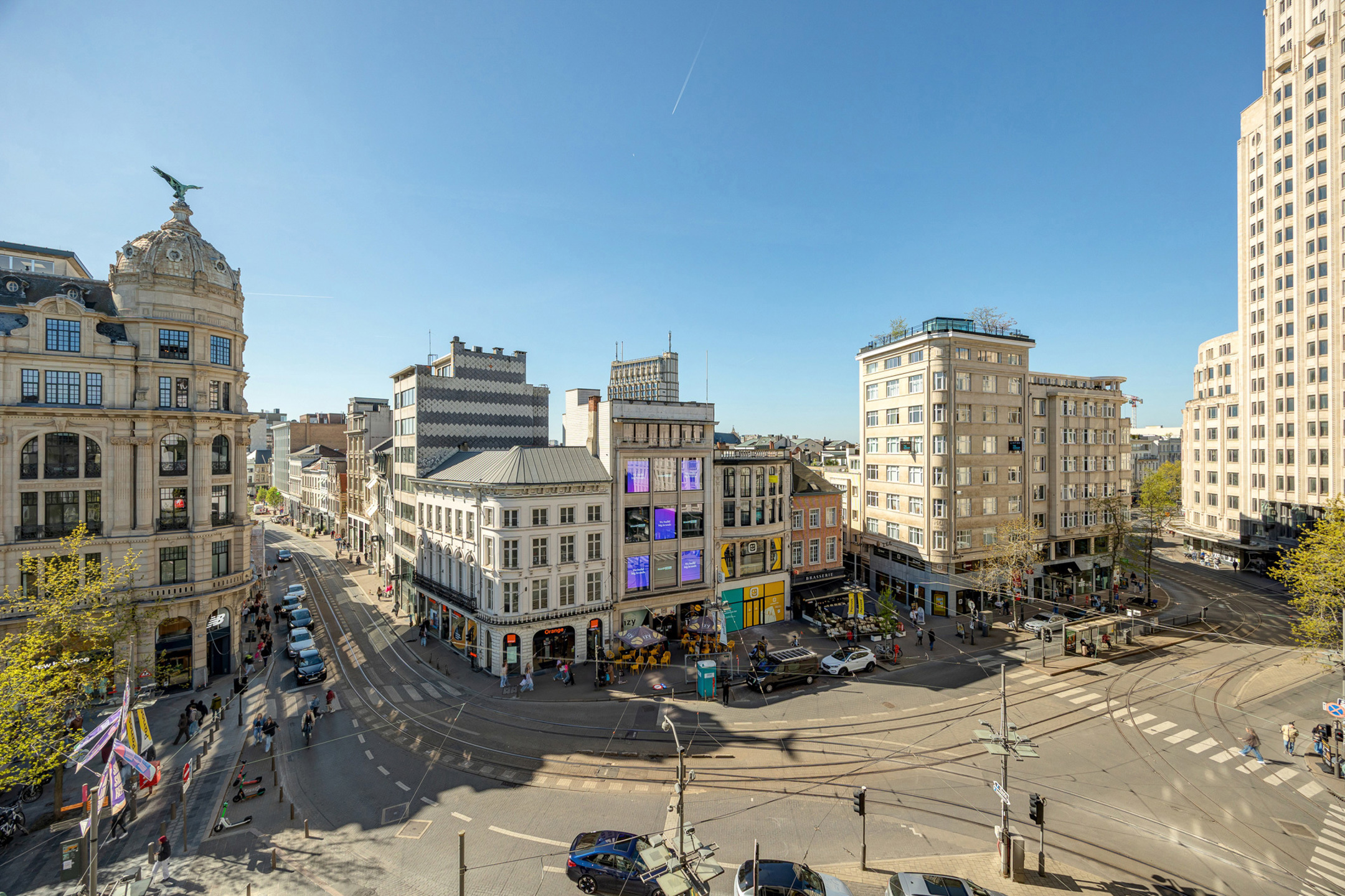 ANTWERPEN - Royaal appartement met mooie terrassen - foto 2