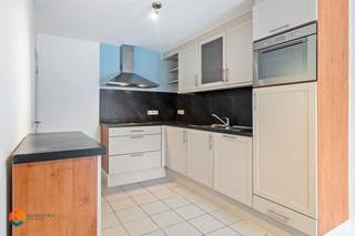 Op een uitstekende locatie, in het centrum van Heist-op-den-Berg, bevindt zich deze instapklare woning met 2 slaapkamers, inpandige garage en...