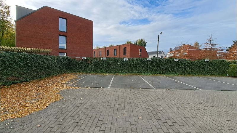 AUTOSTANDPLAATS te koop in de Witte Molenstraat 17 in Sint-Michiels Brugge - foto 1