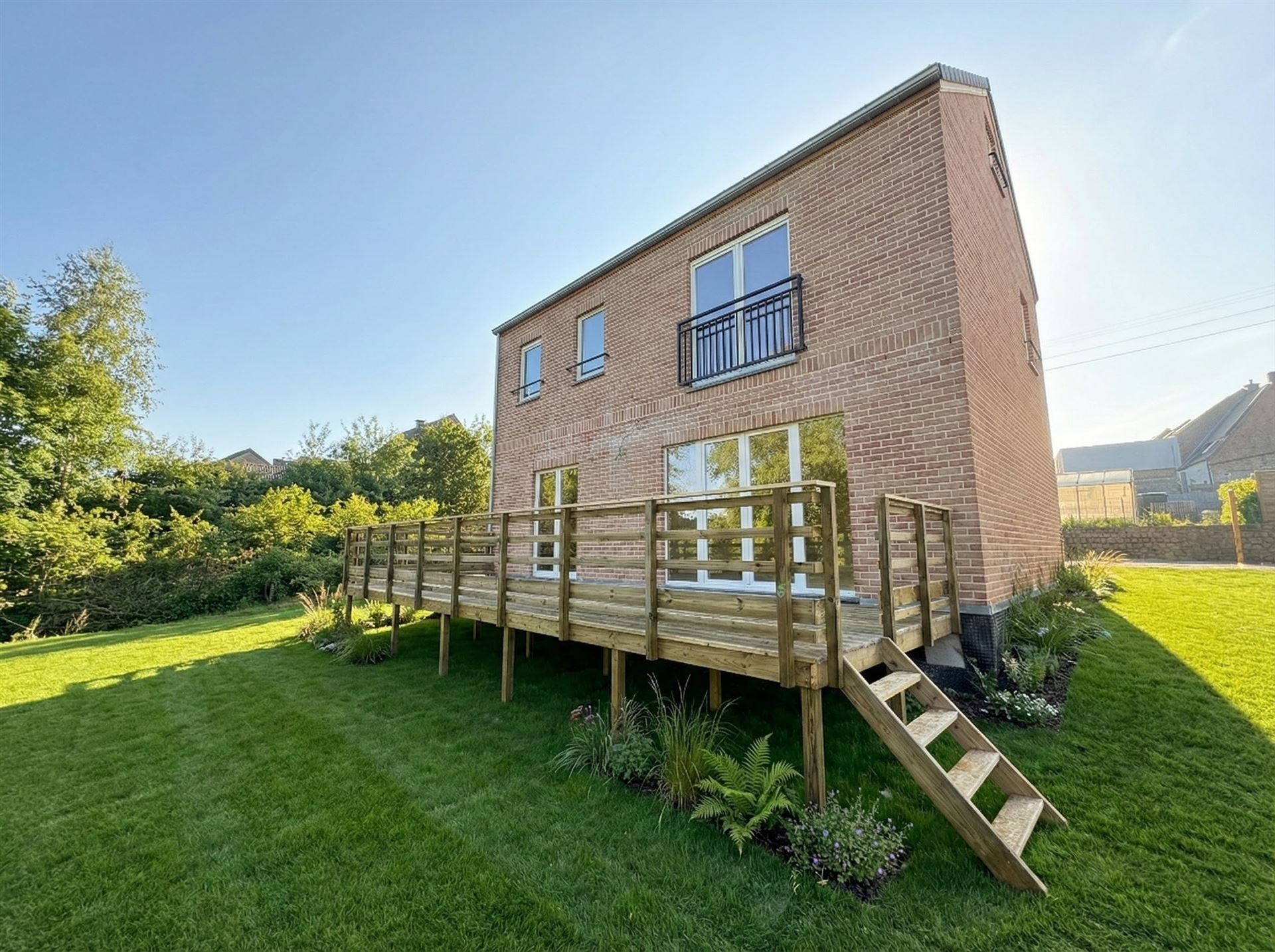 Magnifique villa offrant de beaux espaces et 4 ch  - photo 3