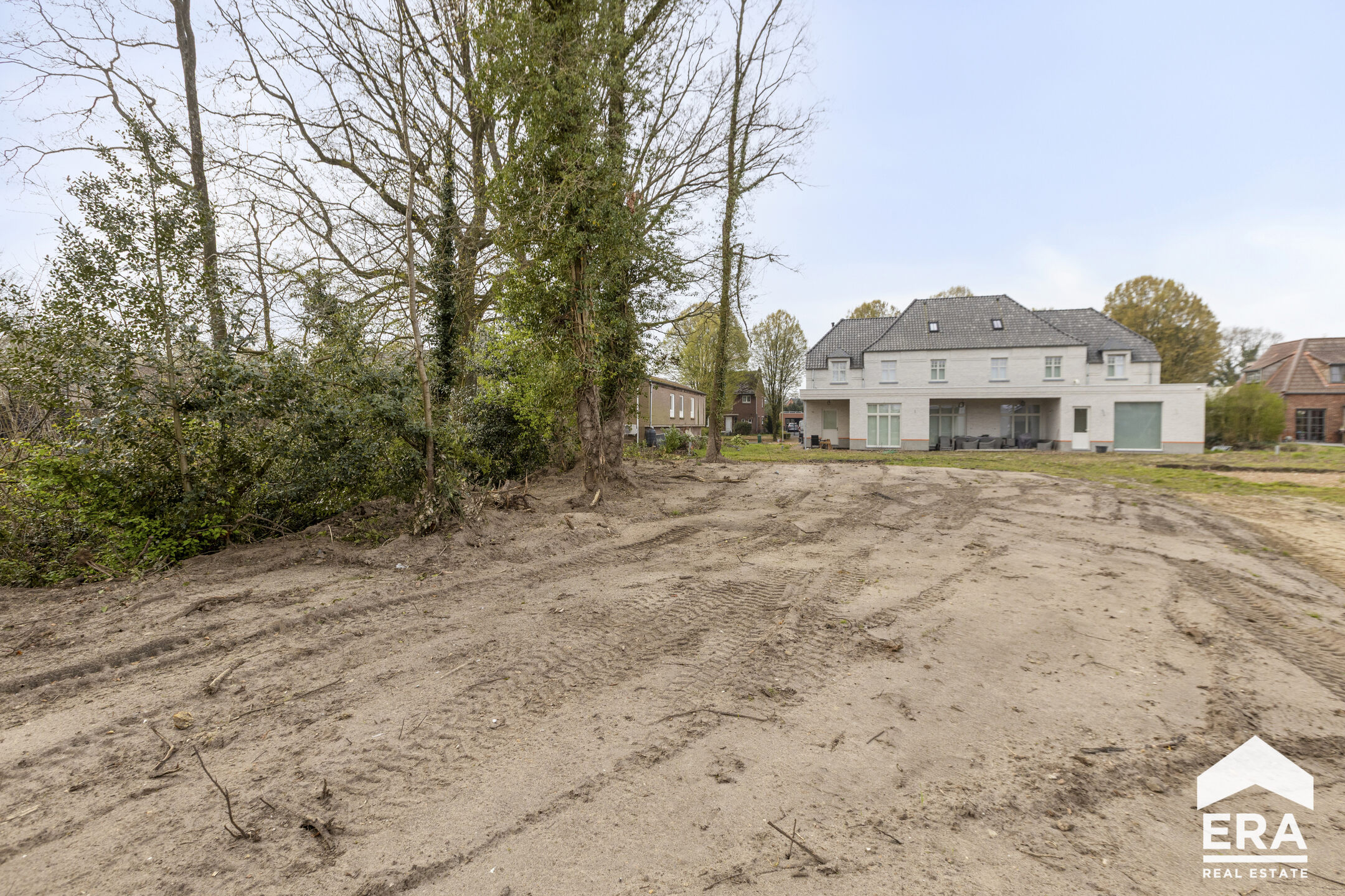 Mooie bouwgrond (682m²) met 17m aan de straat! - foto 5
