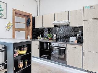 We Invest Huy vous présente ce spacieux et lumineux appartement 2 chambres situé au 2ème étage d'un bâtiment au plein centre de la ville de Huy.Il...