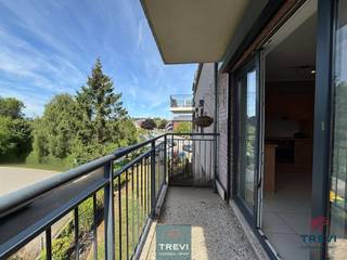 SOUS OPTION Au coeur du centre ville, bel appartement de standing au 2e étage d'une jolie résidence avec ascenseur. L'appartement se compose d'un...