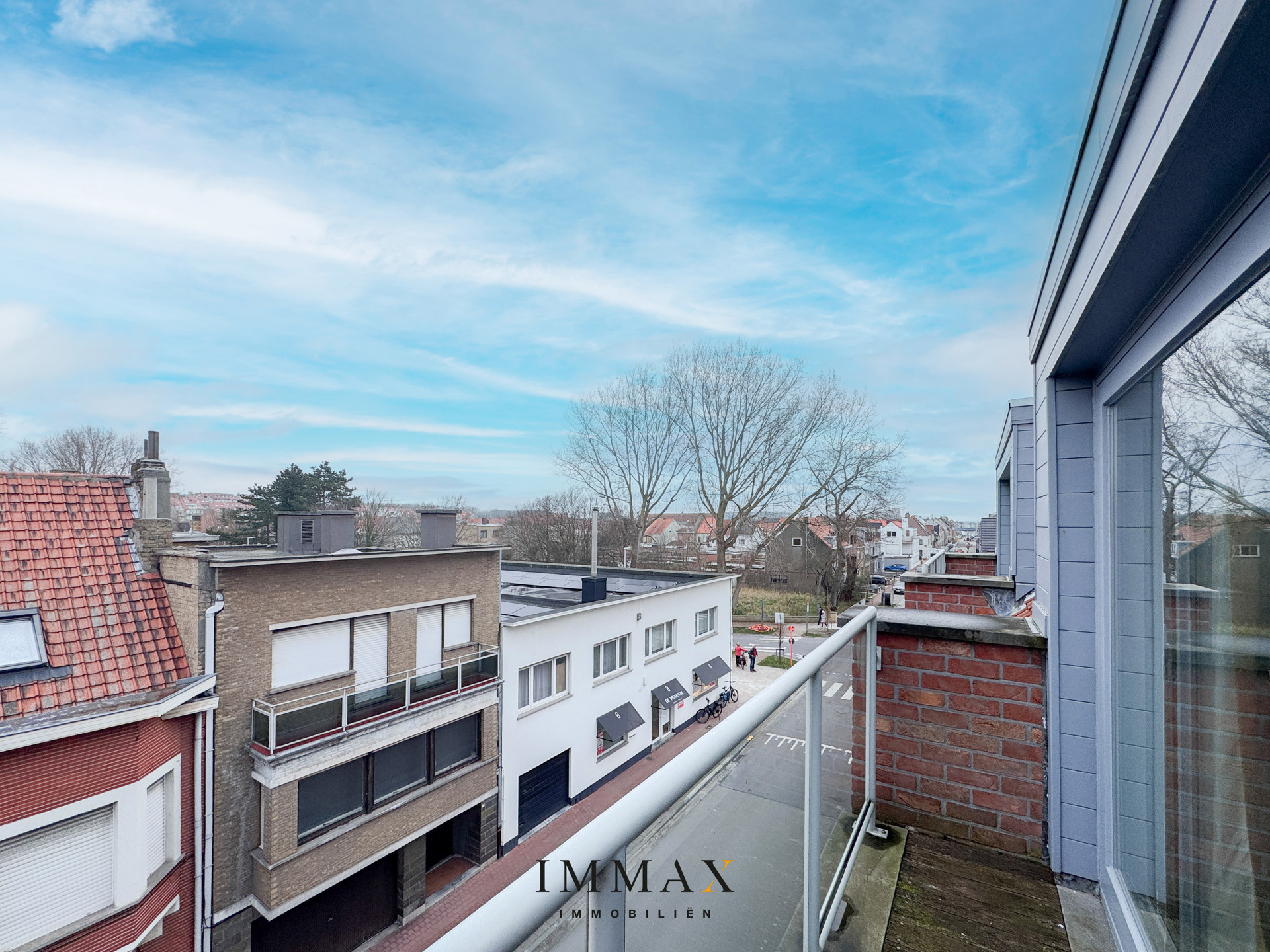 Ruim duplex-appartement met 2SLK gelegen in het hart van Heist-aan-Zee - foto 5