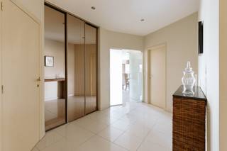 Dit aangename appartement met twee slaapkamers is gelegen in de Jan Janssenstraat, in een rustige en verzorgde gated community binnen een...