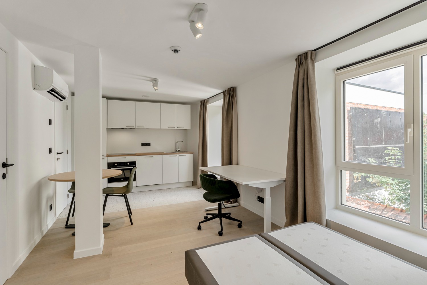 Bent u nog op zoek naar een mooie studio voor het academiejaar '26-'27? Nieuwe studio's, onmiddellijk beschikbaar voor eigen gebruik of verhuur! - foto 4