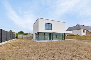 KANTWERK is een kleinschalig en uiterst energiezuinig nieuwbouwproject bestaande uit 3 gekoppelde woningen in landelijke stijl en één...
