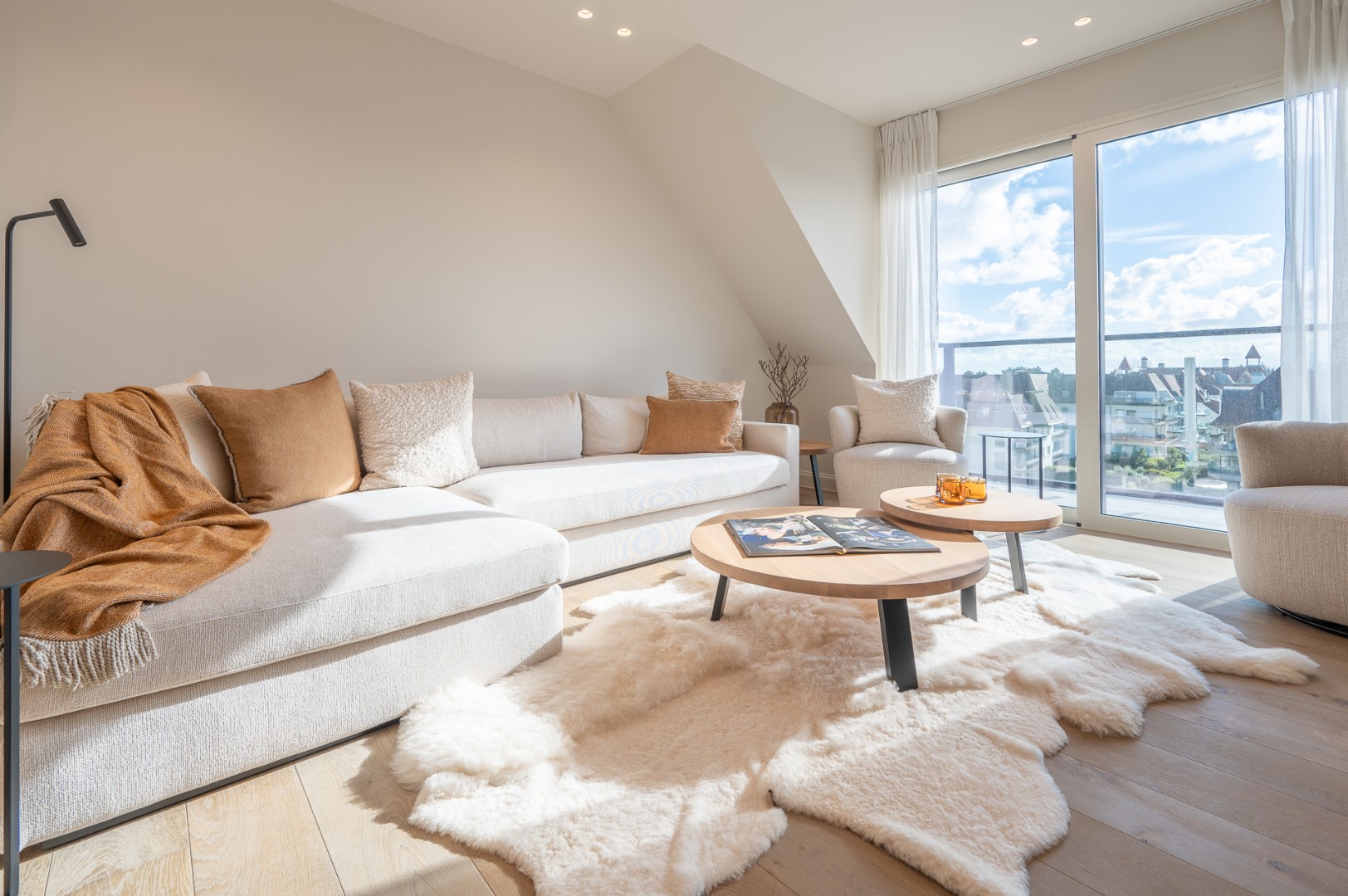 Nieuwbouw duplex-appartement met spectaculair open zicht en mooi zeezicht - foto 3