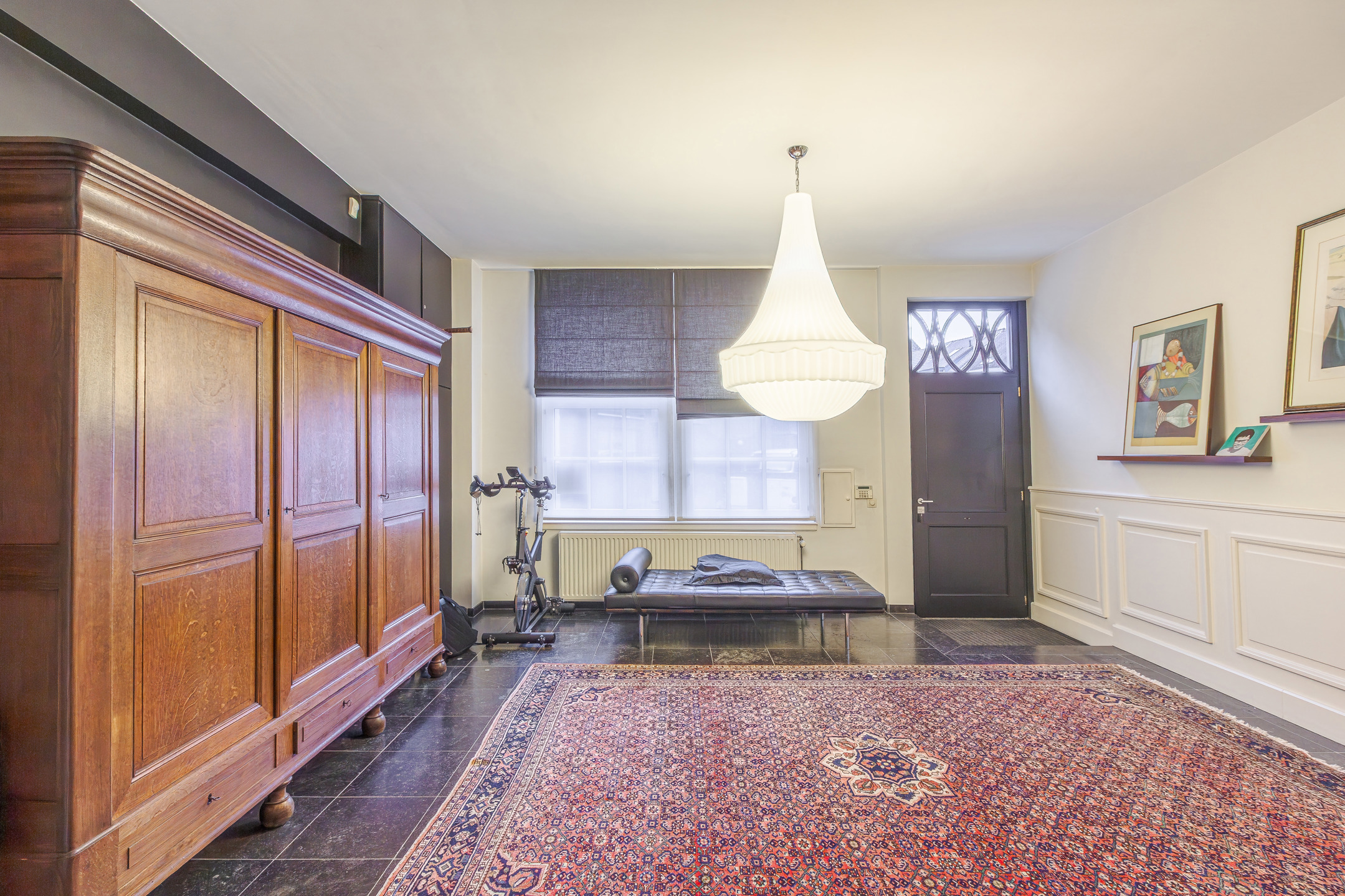 Karaktervol herenhuis met praktijk (440 m²) te Lot - foto 5