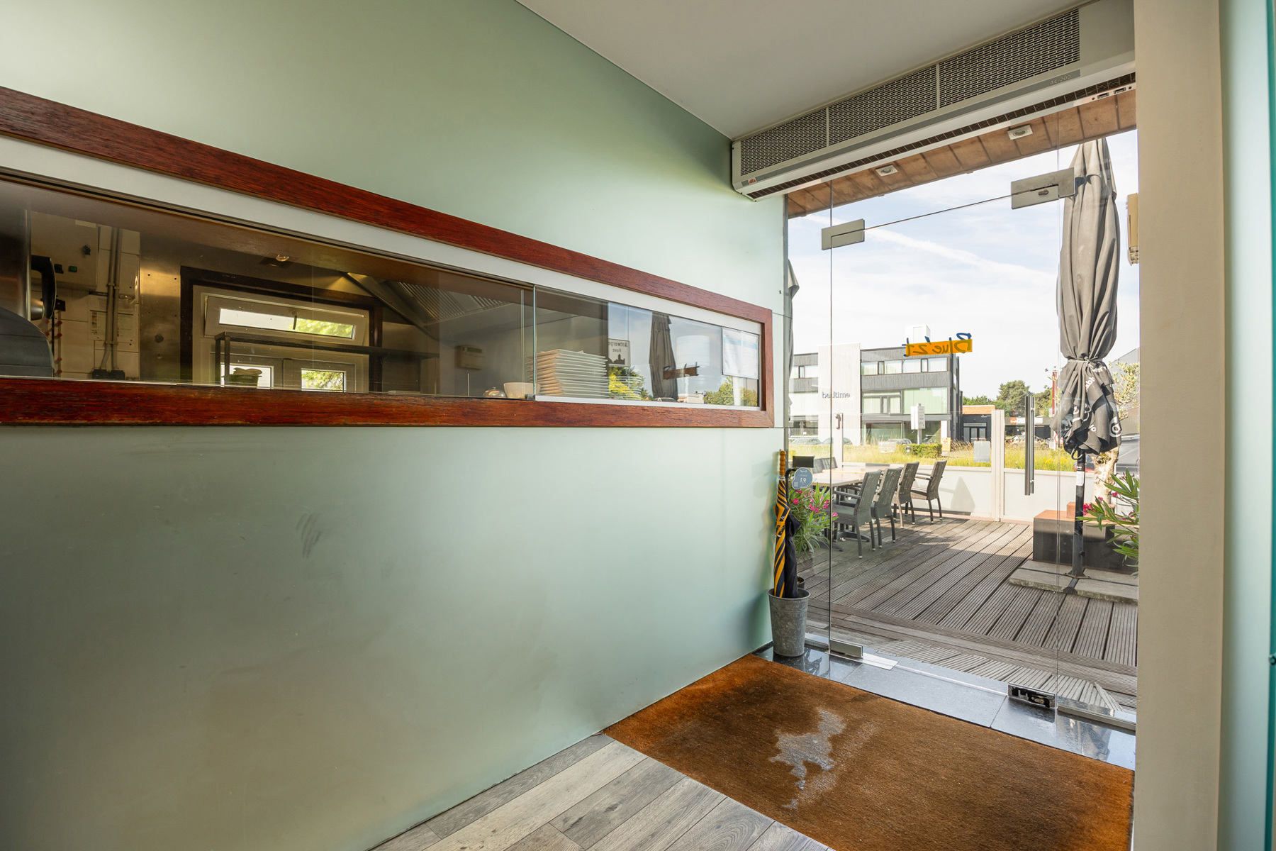Volledig instapklaar en goed gelegen handelspand in Hove - foto 5