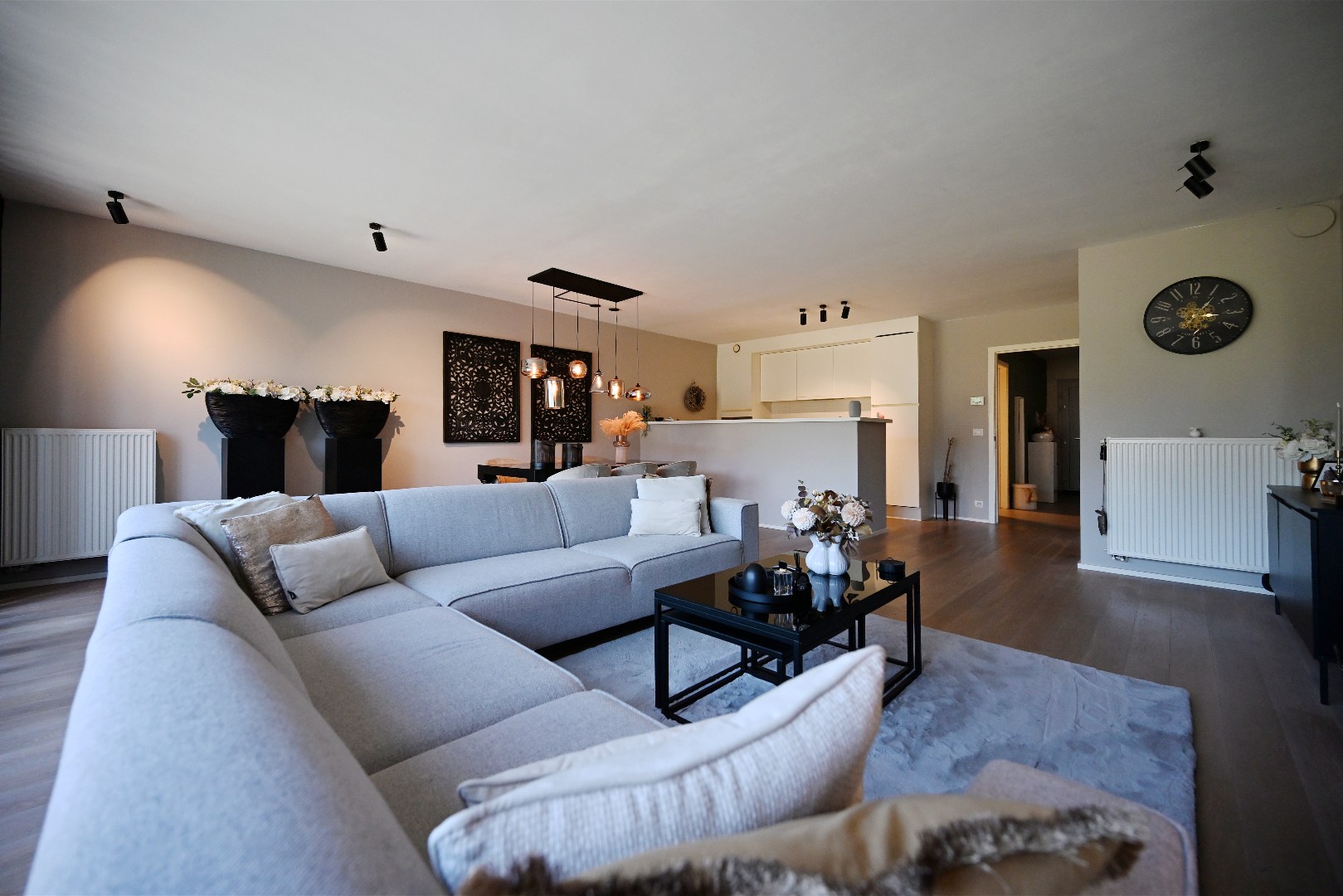 Moderne recente woning met 4 slpks, garage en tuintje nabij centrum Maldegem - foto 5