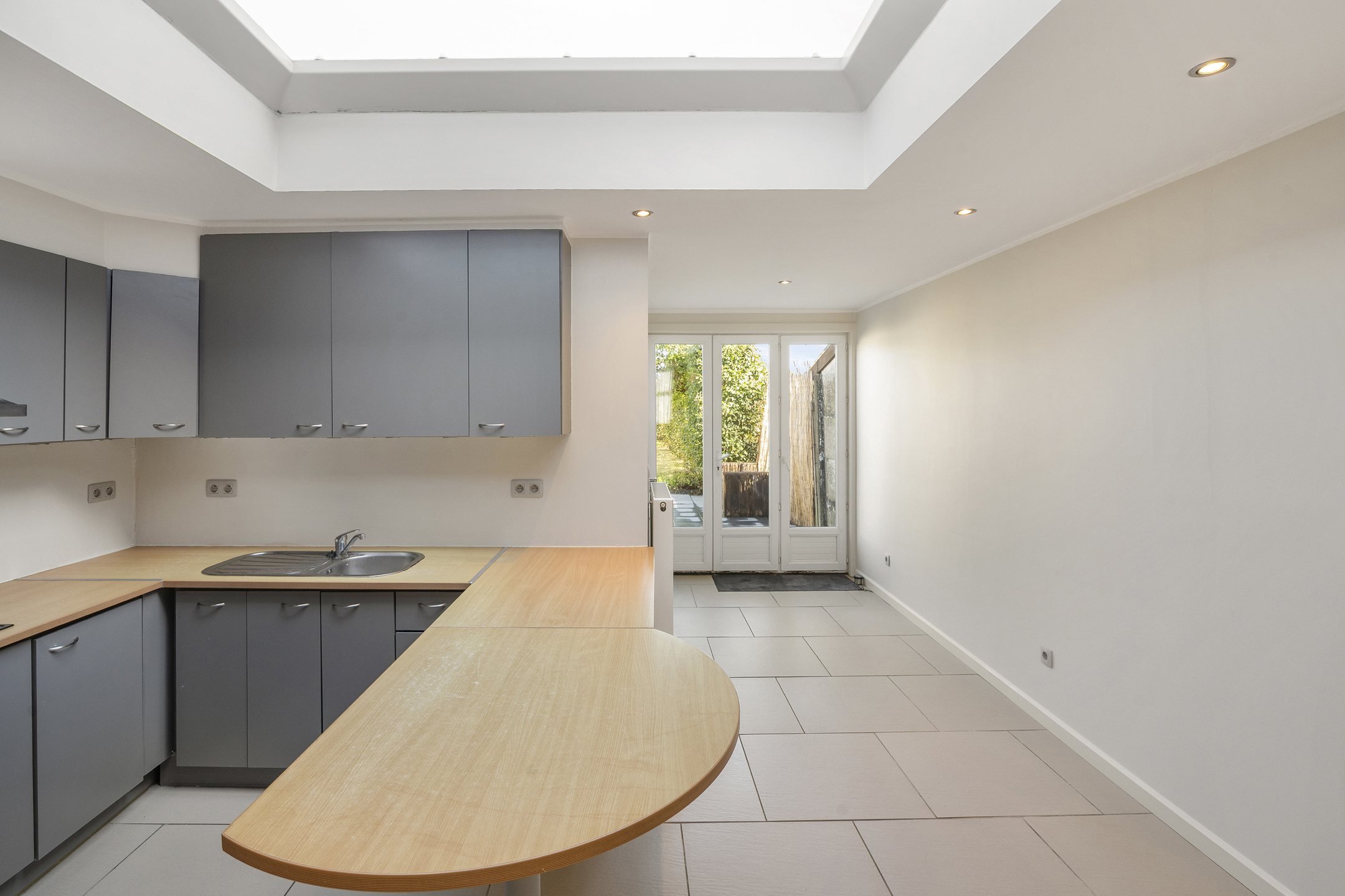 Leuke INSTAPKLARE woning met TUIN en ZONNEPANELEN! - foto 5