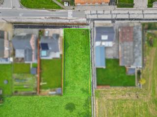 Bouwrijp perceel van 796 m² voor villabouw, gelegen in het charmante Hérinnes, een landelijke deelgemeente van Pecq net over de taalgrens. Dit...