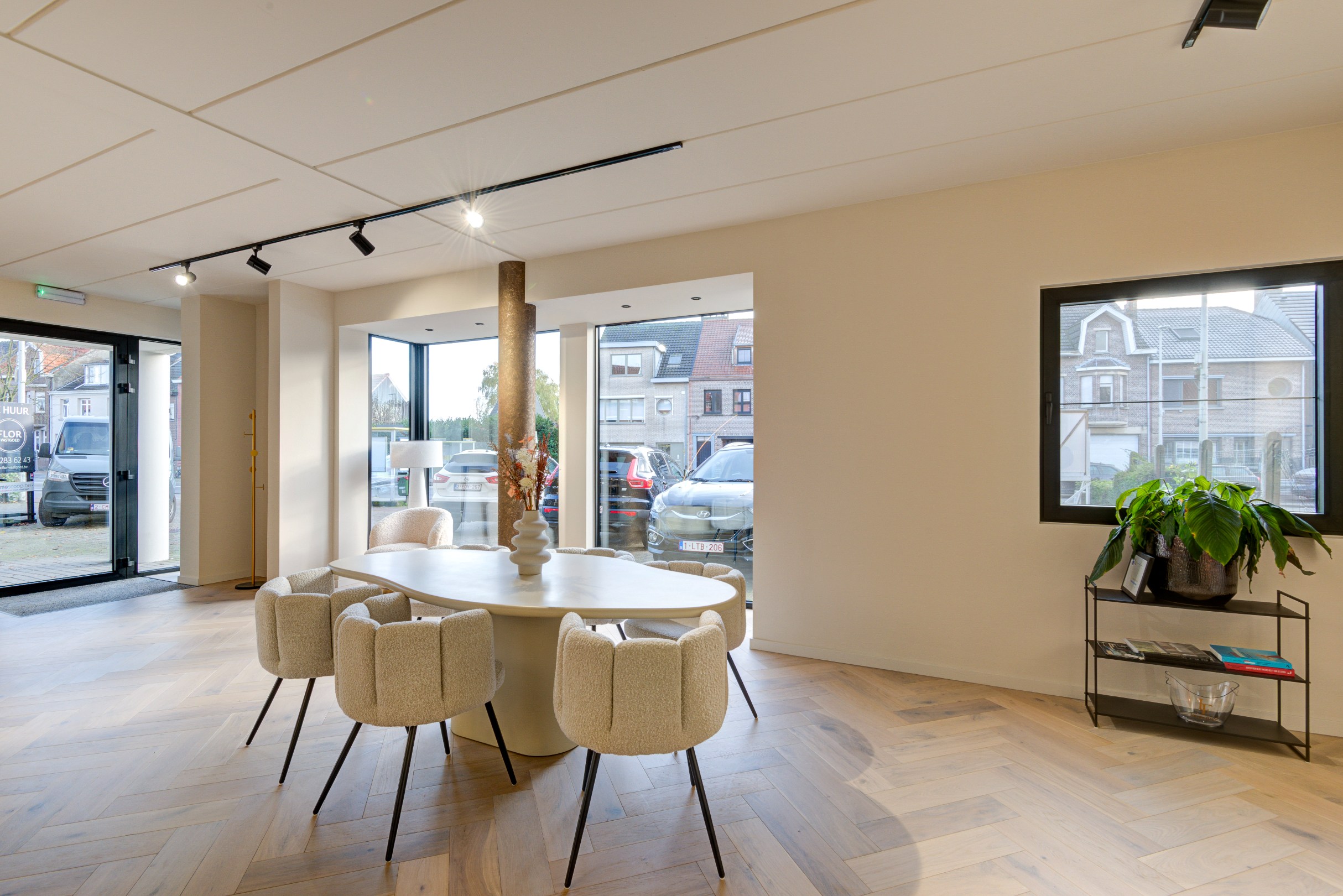 Modern &amp; High-End Kantoor met Luxe Afwerking en 5 Parkeerplaatsen - foto 5