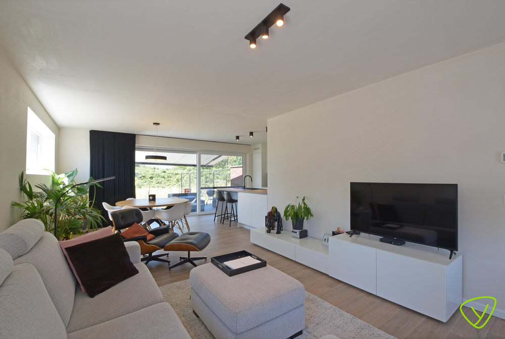 Prachtig afgewerkte woning te huur op een rustige locatie net buiten het centrum van Eeklo - foto 3
