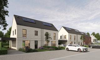 Ontdek dit kleinschalige nieuwbouwproject langs de Doornweg in Wichelen, waar 6 halfopen woningen worden gerealiseerd op de voormalige voetbalsite. Deze ontwikkeling combineert hedendaags wooncomfort met een strategische ligging en een aangename, groene omgeving.<br /><br />OMGEVING<br />De woningen zijn gelegen op een vlot bereikbare locatie met een goede verbinding naar omliggende gemeenten en steden. Winkels, scholen en openbaar vervoer bevinden zich in de nabije omgeving, waardoor u geniet van een praktische en comfortabele woonomgeving.<br />Achteraan het project wordt bovendien een groenzone voorzien, wat zorgt voor extra openheid en een aangename leefomgeving.<br /><br />INDELING<br />De woningen bieden een bewoonbare oppervlakte tussen 134 en 145 m² en zijn gelegen op percelen van 410 tot 450 m², wat zorgt voor een aangename combinatie van ruimte binnen én buiten.<br /><br />U betreedt de woning via de inkomhal met gastentoilet. Aansluitend geniet u van een ruime en lichtrijke leefruimte met open keuken en een praktische bergruimte, ideaal voor comfortabel en georganiseerd wonen.<br /><br />Op de verdieping bevinden zich drie slaapkamers, een badkamer en een afzonderlijk toilet.<br />De zolderverdieping biedt bijkomende mogelijkheden: mits het voorzien van een vaste trap kan deze worden ingericht als extra slaapkamer, bureau of hobbyruimte, volledig afgestemd op uw noden.<br /><br />E-PEIL 30<br />De woningen zijn uitgerust met vloerverwarming op zowel het gelijkvloers als de eerste verdieping, aangestuurd door een energiezuinige warmtepomp. Het ventilatiesysteem C en de zonnepanelen zorgen ervoor dat het E-peil van 30 wordt behaald, wat bijdraagt aan een energiezuinige en milieuvriendelijke woonomgeving.<br /><br />Wil je jouw toekomstige woning ontdekken? Bel ons op 09 394 67 95 of mail naar info@potrell.be voor meer info of een afspraak!<br /><br />WONING OP MAAT | JOUW WONING, JOUW STIJL<br />Maak van deze woning jouw droomhuis op maat! Voeg je eigen smaak en persoonlijkheid toe en kies zelf de keuken, vloer en badkamer van jouw instapklare woning. Een eigen stek op maat van jouw wensen en stijl. Jij kiest, Potrell voert uit. Zo makkelijk is het!