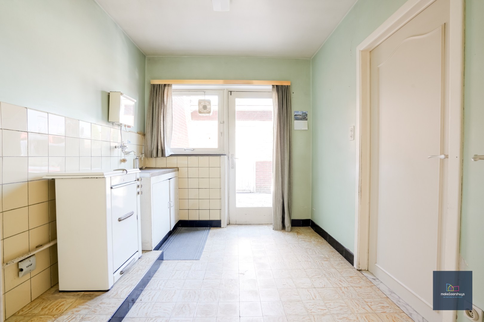 Te renoveren HOB met garage en bijgebouw op een mooi perceel - foto 5