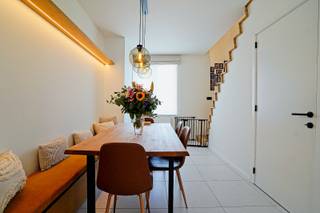 Deze woning werd tot in de puntjes gerenoveerd met oog voor kwaliteit en detail. Alles is tot in de perfectie afgewerkt met duurzame en...
