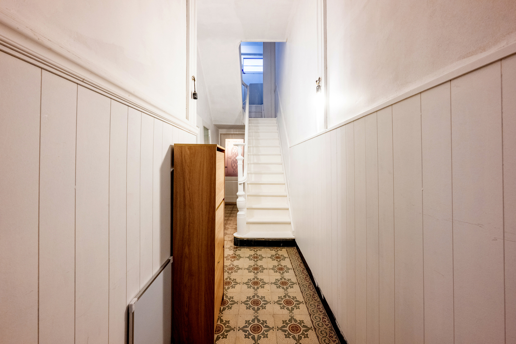 INSTAPKLAAR HERENHUIS OP TOPLOCATIE TE HEMIKSEM - foto 3