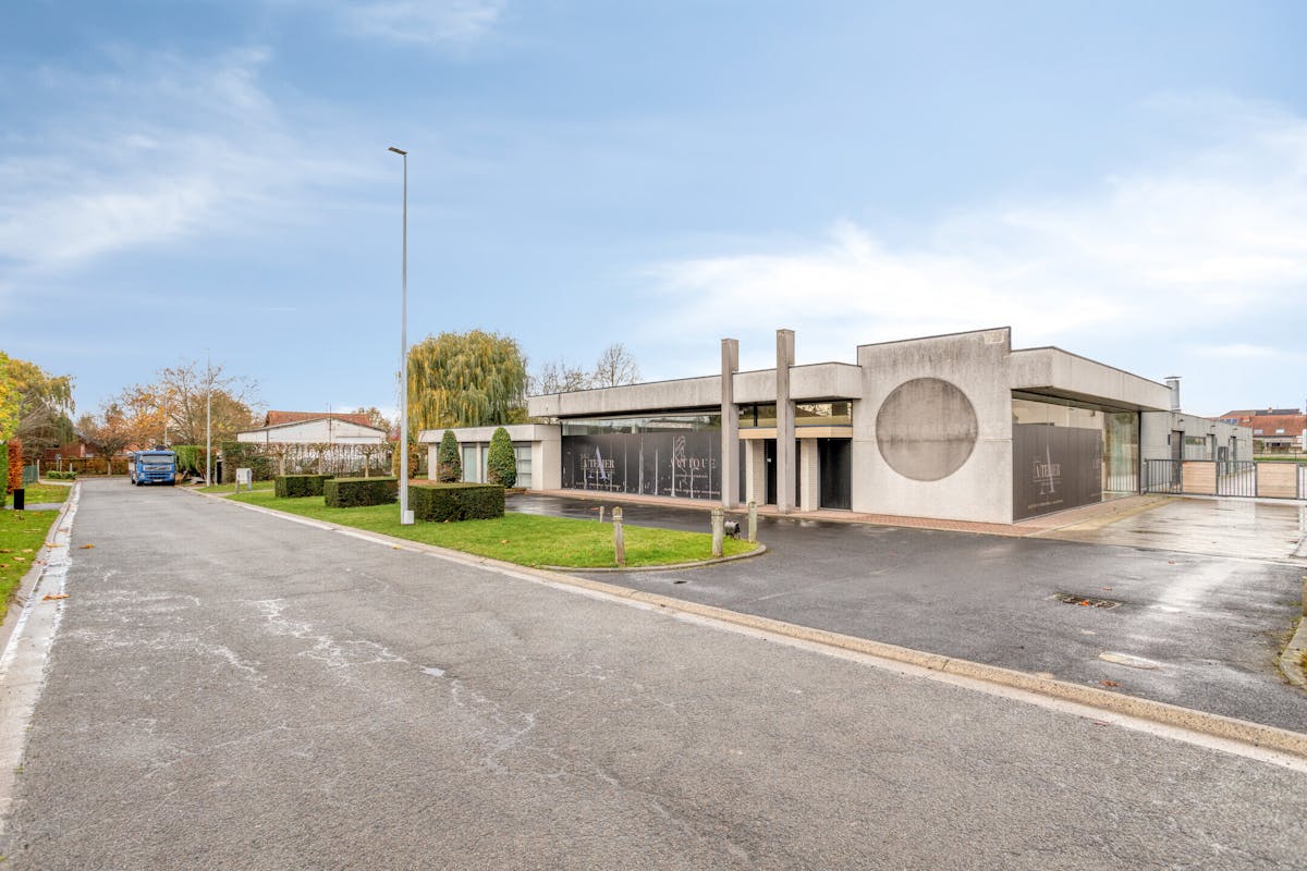 Bedrijfsgebouw van ca. 1.575 m² in Oostnieuwkerke-Staden - foto 4